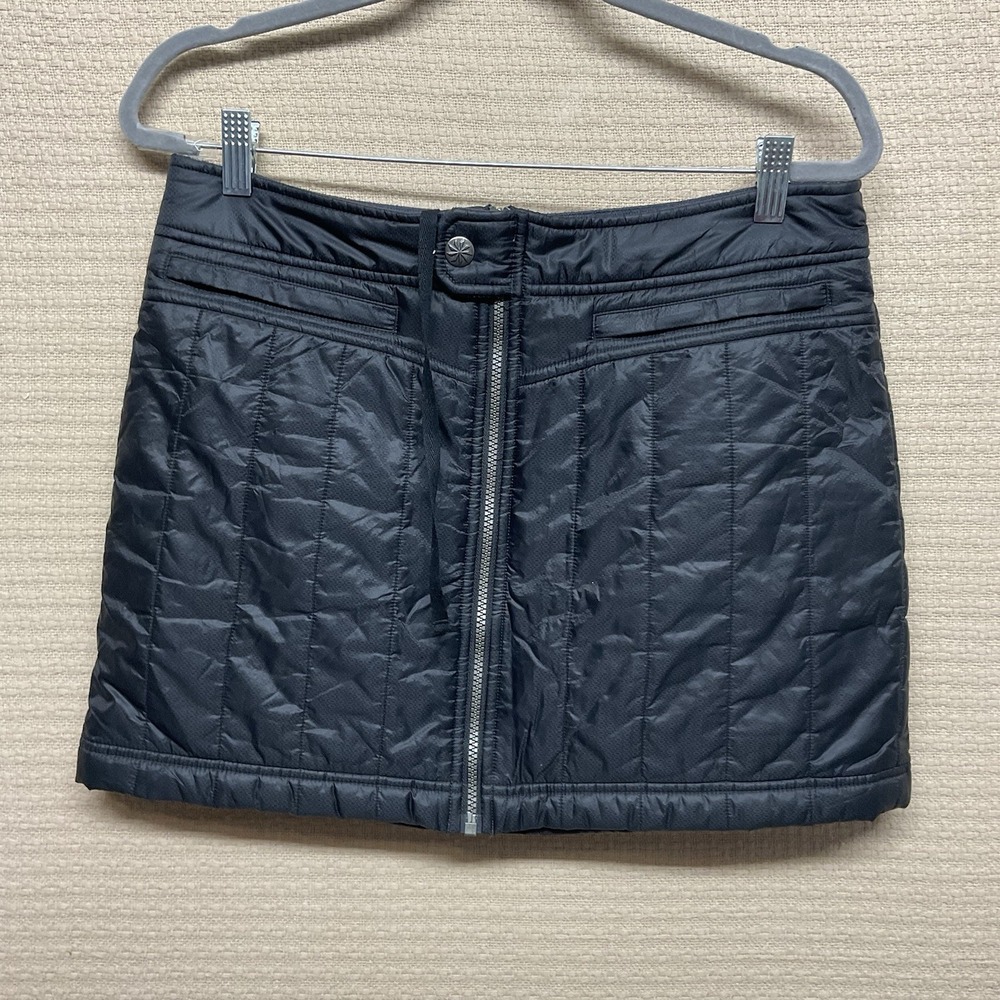 NEW Athleta Black Sz 10 Toasty Buns Full Zip Insulated Quilted Puffer Mini Skirt